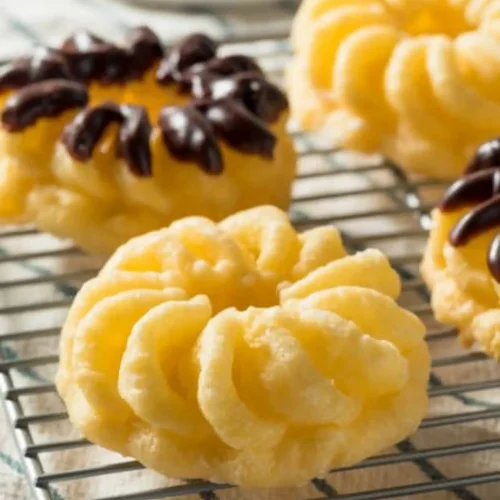 French cruller